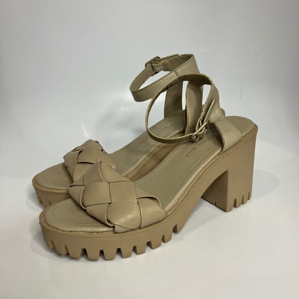 Madden girl lug sole Woven Leather sandals tan women's size 9 punk trendy‎